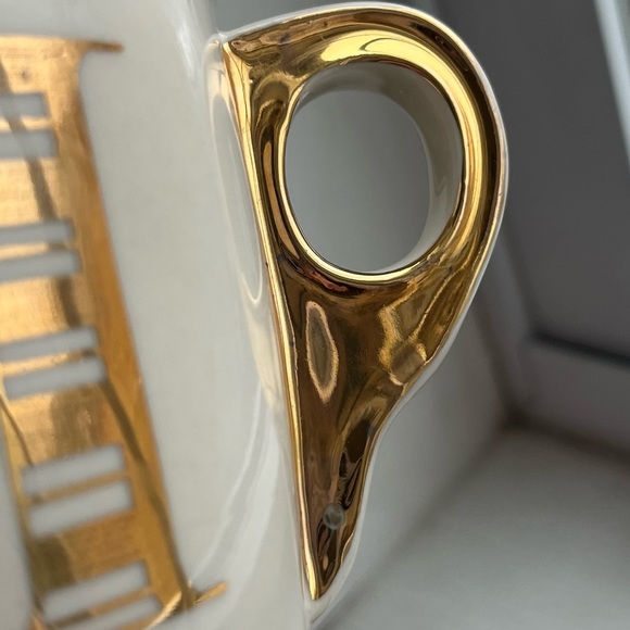 Anthropologie Limited Edition Golden Monogram Mug in Letter 'M' 13 oz - Picture 8 of 8